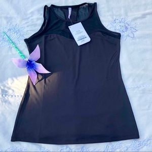 SOLD! Fabletics Helena Tank